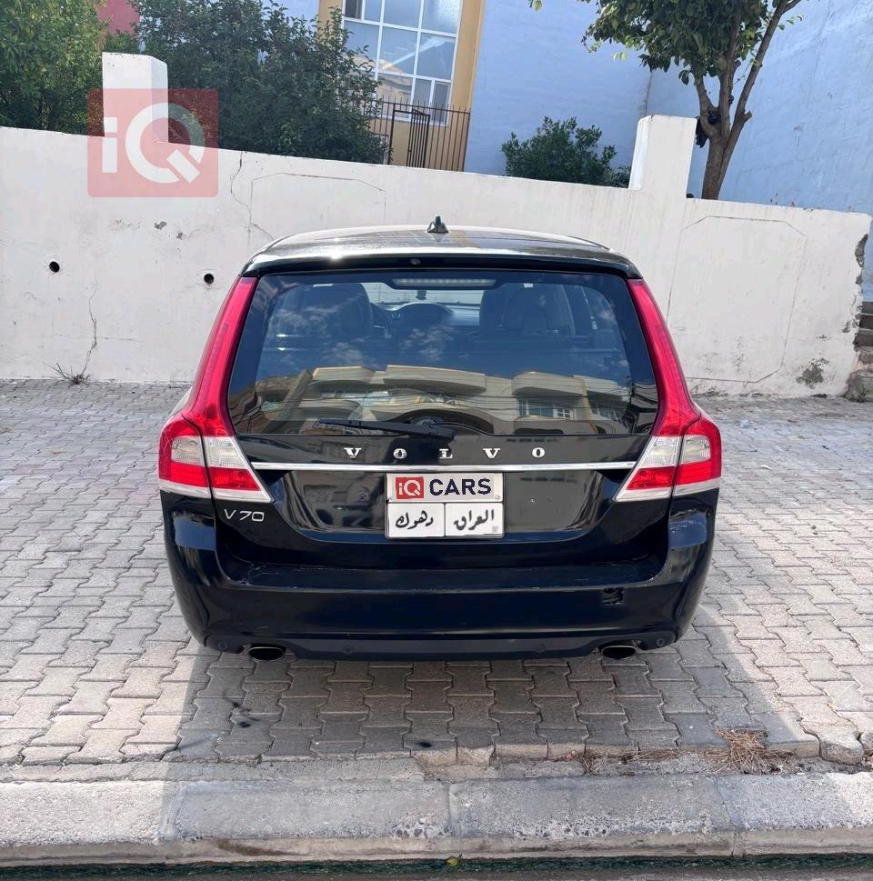 فولفو V70